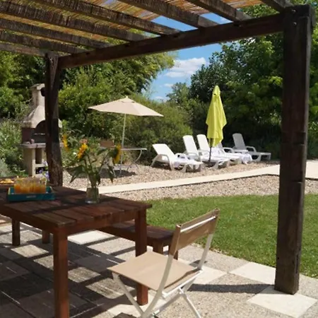 Rural בית נופש Saint-Pierre-sur-Dropt